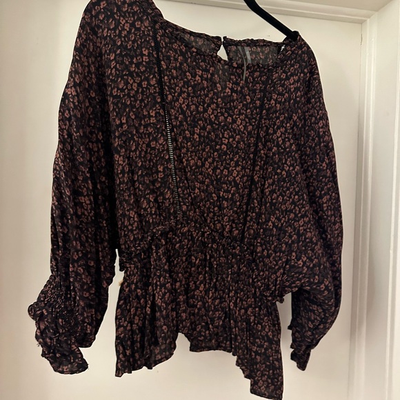 Nichola Peplum Blouse - Picture 4 of 4